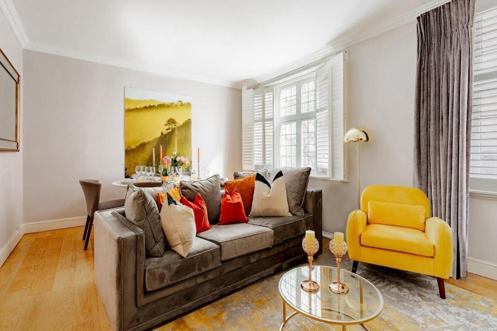 Revamped & Luxxe For Covent Garden Lovers! Adorable City Home For Families & Friends Londýn Exteriér fotografie