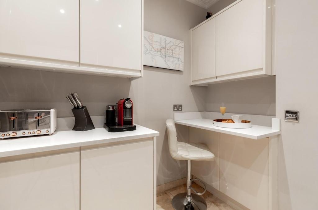Revamped & Luxxe For Covent Garden Lovers! Adorable City Home For Families & Friends Londýn Exteriér fotografie