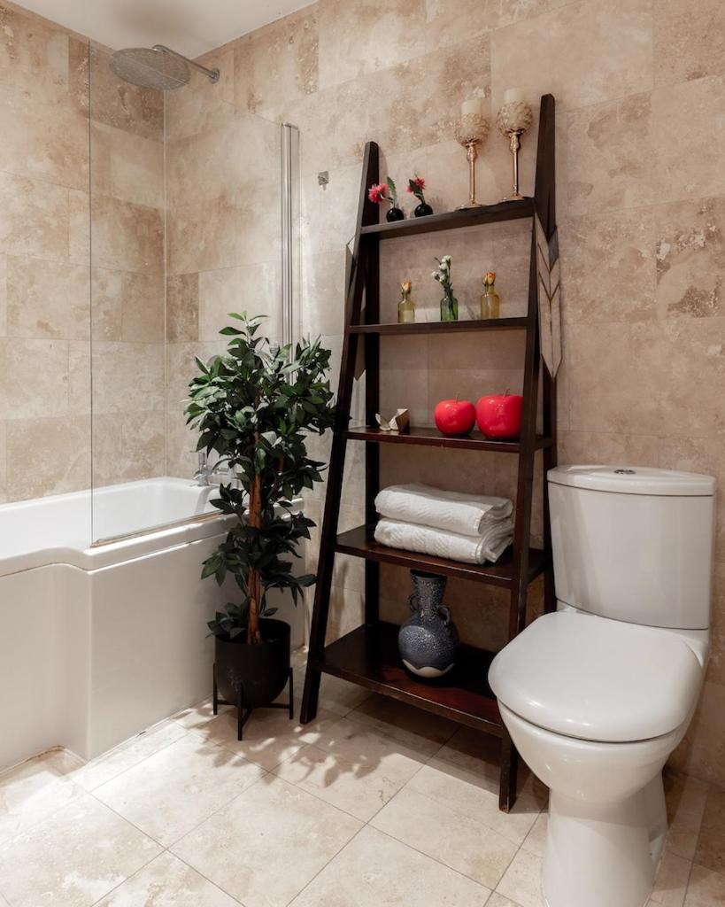 Revamped & Luxxe For Covent Garden Lovers! Adorable City Home For Families & Friends Londýn Exteriér fotografie